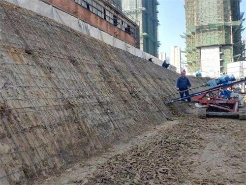 路南建筑边坡支护